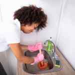 débouchage du drain d'évier